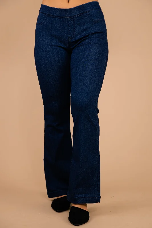 Chic Confidence Dark Denim Petite Flare Jeggings